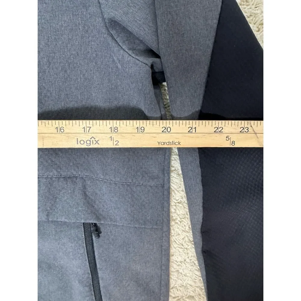 The North Face Men's Tactical Flash Jacket Soft shell Gray And Black Size M Hike